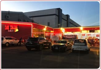Fachada de Los Tacos Parrillada sucursal Escobedo en Av. Benito Juárez